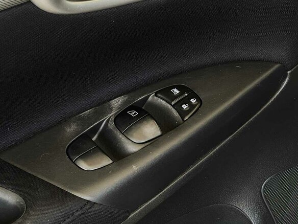 2015 Nissan Sentra VII (B17), синий, 875000 рублей - вид 9