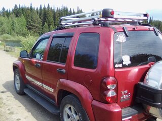 2006 Jeep Cherokee III (KJ) Рестайлинг, красный, 1080000 рублей, вид 5