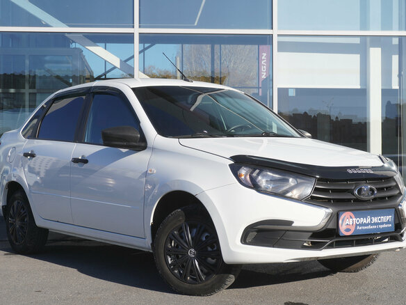 2020 Lada (ВАЗ) Granta I Рестайлинг, белый, 619000 рублей - вид 2