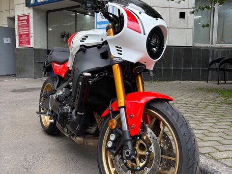 2025 Yamaha XSR900, белый, 1300000 рублей, вид 1