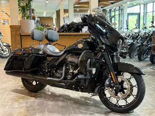 2022 Harley-Davidson Street Glide Special, чёрный, 2650000 рублей, вид 1