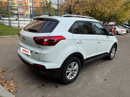 2017 Hyundai Creta I, белый, вид 3