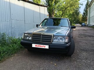 1988 Mercedes-Benz W124 230, синий, 250000 рублей, вид 1