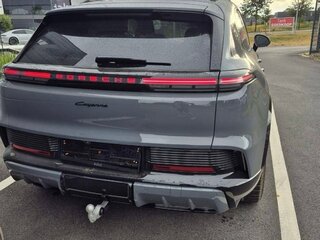 2026 Porsche Cayenne Electric IV, серый, 24000000 рублей, вид 2