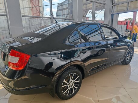 2015 Skoda Rapid I, чёрный, 792000 рублей, вид 4