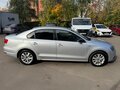 2013 Volkswagen Jetta VI, серебристый - вид 4