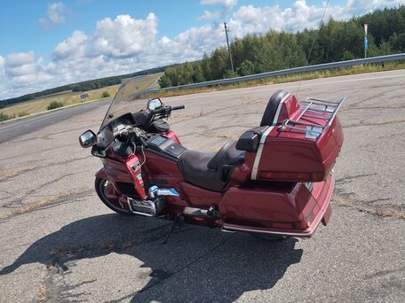 1990 Honda GL 1500 Gold Wing, красный, 550000 рублей, вид 5