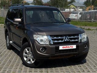 2012 Mitsubishi Pajero IV Рестайлинг 1, коричневый, 2000000 рублей, вид 1