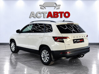 2021 Skoda Karoq I, белый, 2090000 рублей, вид 4