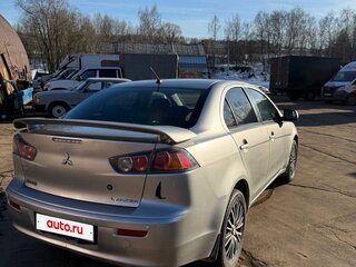 2012 Mitsubishi Lancer X Рестайлинг, серебристый, 950000 рублей, вид 4