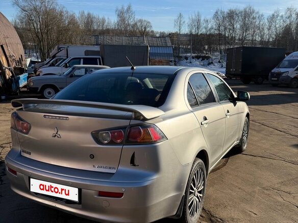 2012 Mitsubishi Lancer X Рестайлинг, серебристый, 950000 рублей - вид 3