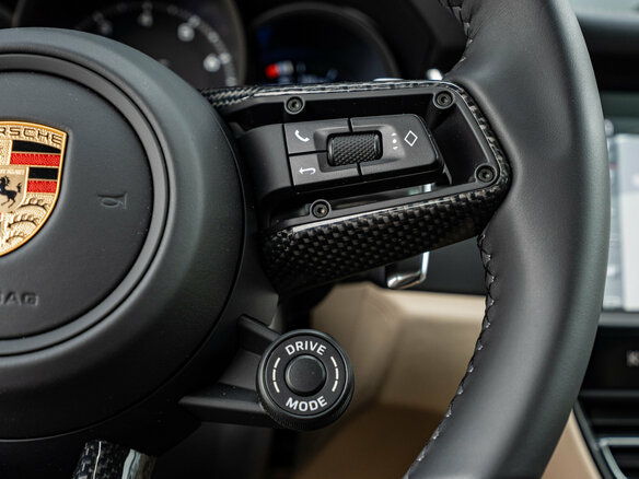 2026 Porsche Macan I Рестайлинг 2, серый, 13200000 рублей - вид 10