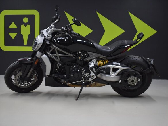 2016 Ducati XDiavel, чёрный, 2000000 рублей - вид 1