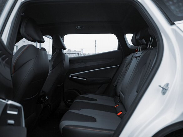 2026 Geely Cityray, белый, 3204990 рублей - вид 11