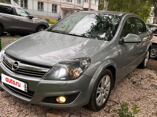 2010 Opel Astra H Рестайлинг, серый, 650000 рублей, вид 3