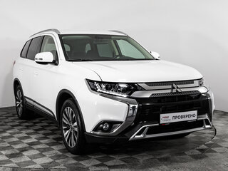 2019 Mitsubishi Outlander III Рестайлинг 3, белый, 1999000 рублей, вид 3