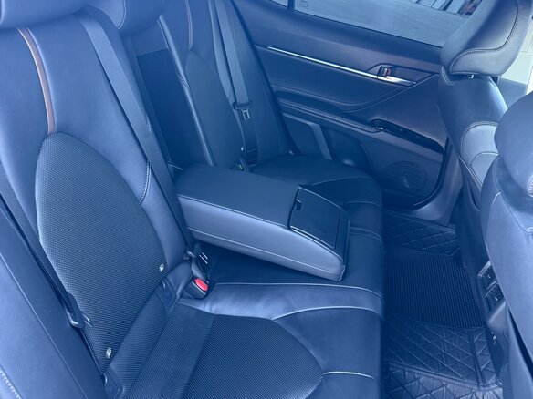 2018 Toyota Camry VIII (XV70), чёрный, 2700000 рублей - вид 33