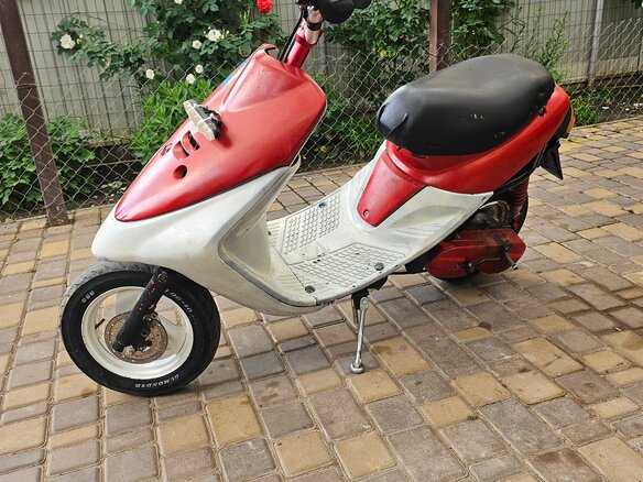 2000 Yamaha Jog, красный, 75000 рублей - вид 1