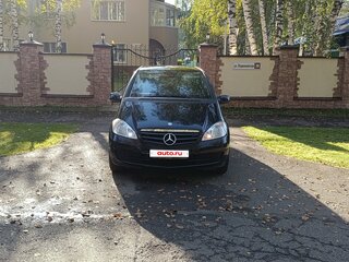 2011 Mercedes-Benz A-Класс 180 II (W169) Рестайлинг, чёрный, 850000 рублей, вид 3