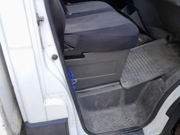 2013 Iveco Daily, белый, 1450000 рублей - вид 8