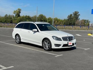 2013 Mercedes-Benz C-Класс 180 BlueEFFICIENCY III (W204) Рестайлинг, белый, 1350000 рублей, вид 1