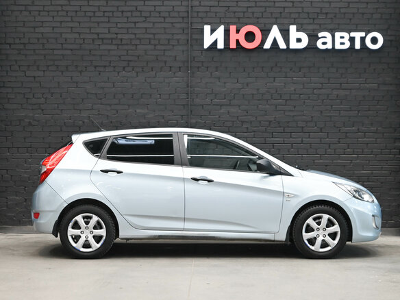 2012 Hyundai Solaris I, синий, 720000 рублей - вид 9