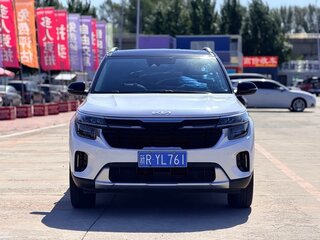 2023 Kia Seltos I Рестайлинг, белый, 1900003 рублей, вид 2