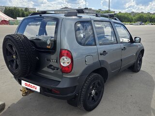 2015 Chevrolet Niva I Рестайлинг, серый, 700000 рублей, вид 4