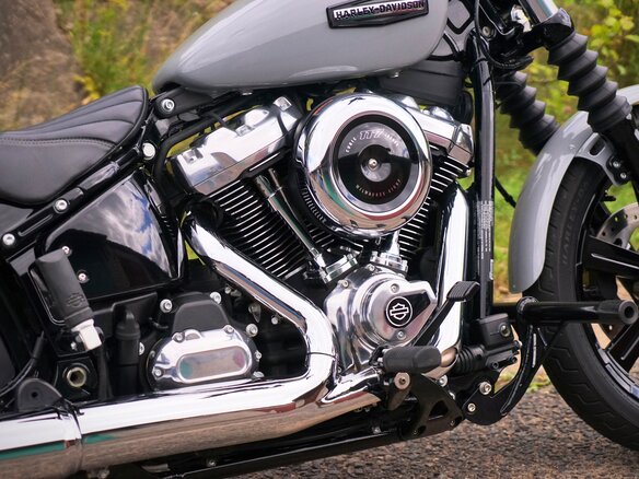 2025 Harley-Davidson Street Bob, серый, 1699000 рублей - вид 7