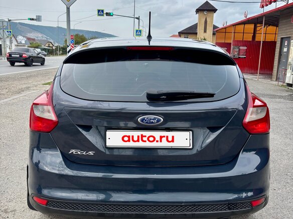 2012 Ford Focus III, серый, 900000 рублей - вид 2