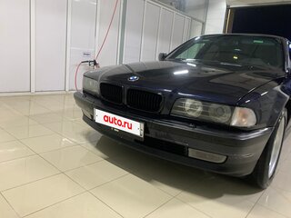 1998 BMW 7 серии 735i III (E38), синий, 695000 рублей, вид 3