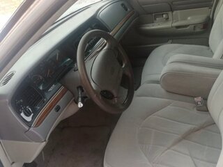 1996 Ford Crown Victoria I, белый, 950000 рублей, вид 4