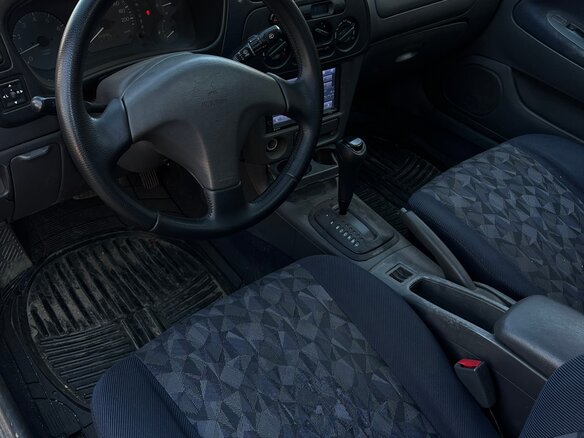 1997 Mitsubishi Colt V (CJ), красный, 255000 рублей - вид 7