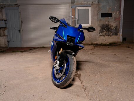 2026 Yamaha YZF-R9, синий, 1699000 рублей, вид 3