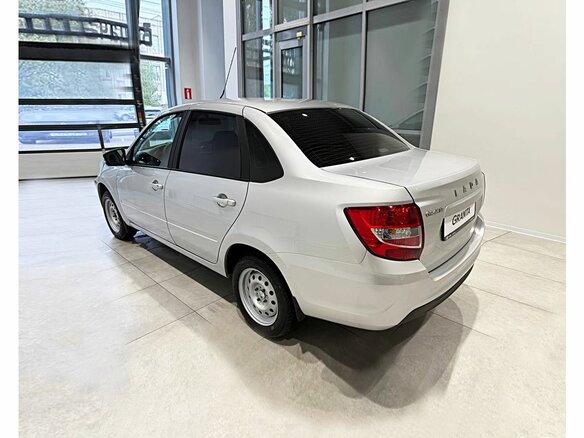 2026 Lada (ВАЗ) Granta I Рестайлинг, серебристый, 1090800 рублей - вид 3