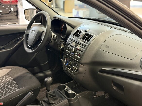 2026 Lada (ВАЗ) Granta Active Cross I Рестайлинг, серый, 1201000 рублей - вид 4