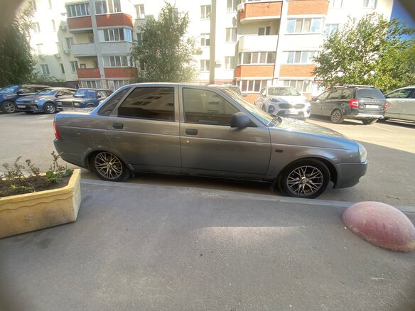 2010 Lada (ВАЗ) Priora I, серый - вид 3