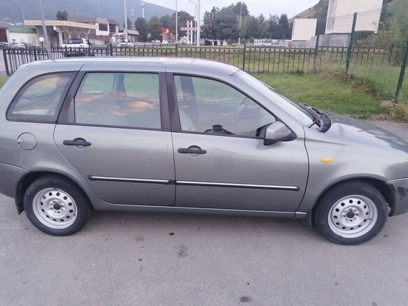 2010 Lada (ВАЗ) Kalina I, серый, 320000 рублей - вид 1