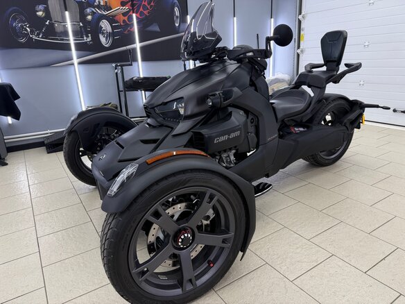 2019 BRP Can-Am Ryker, чёрный, 1350000 рублей