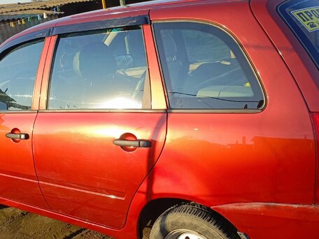 2009 Lada (ВАЗ) Kalina I, красный, 520000 рублей, вид 3
