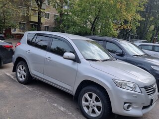 2010 Toyota RAV4 III (XA30), серебристый, 1360000 рублей, вид 2