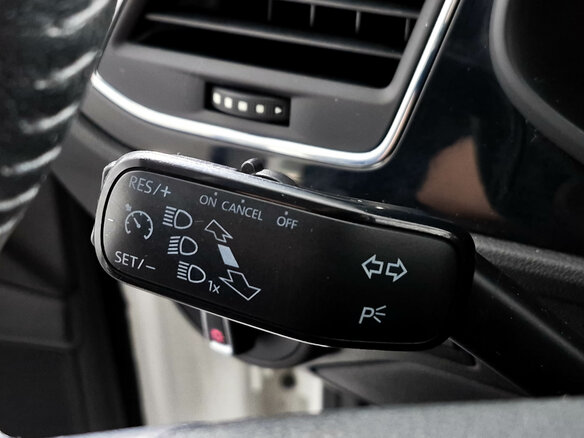 2013 SEAT Leon III, белый, 836000 рублей - вид 15