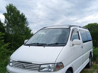 1997 Toyota Regius I, белый, 750000 рублей, вид 1