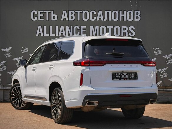 2022 Exeed VX I, белый, 2600000 рублей - вид 4