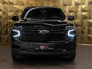 2024 Chevrolet Tahoe V, чёрный, 9390000 рублей, вид 3