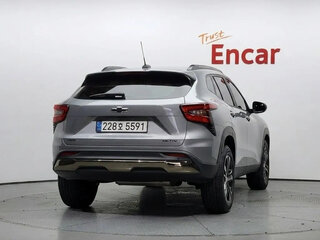2023 Chevrolet Trax II, серый, 1752000 рублей, вид 4