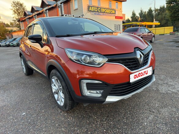2017 Renault Kaptur I, оранжевый