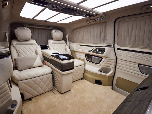 2026 Mercedes-Benz V-Класс Extra Long 300 d экстра длинный III (W447) Рестайлинг 2, чёрный, 37900000 рублей - вид 14