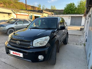 2005 Toyota RAV4 II (XA20) Рестайлинг, чёрный, 740000 рублей, вид 1