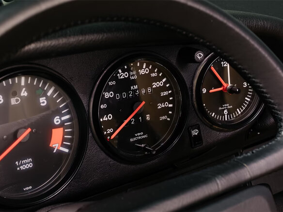 1989 Porsche 911 Carrera II (911, 930), чёрный - вид 20